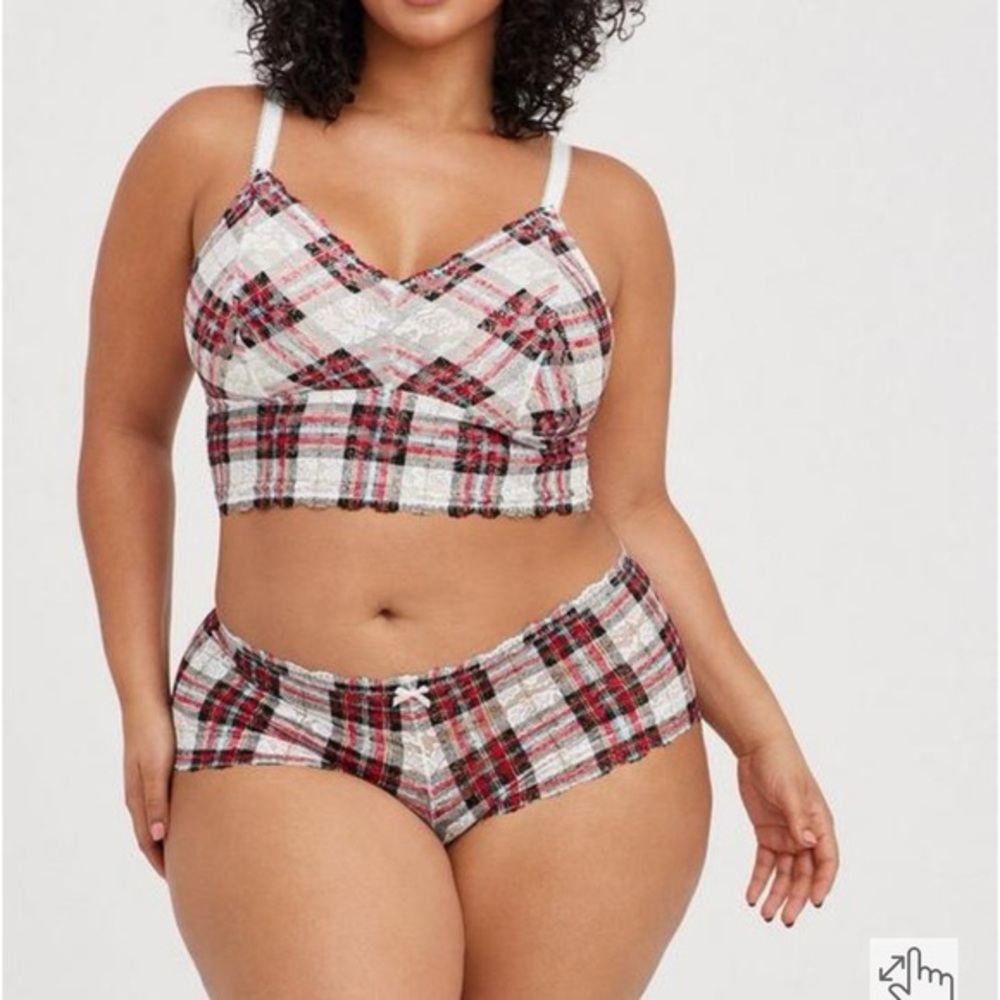 Torrid White and Red Tartan Plaid Unlined Lace Wireless Crop Bralette 00 10